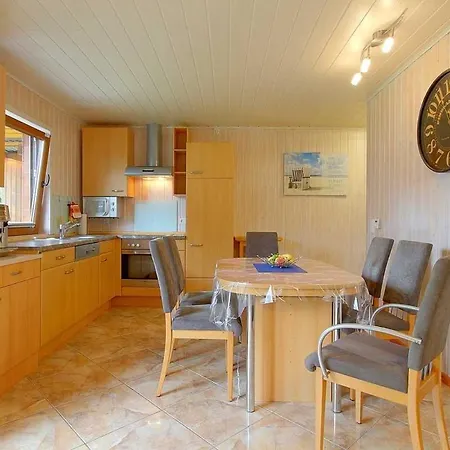 Holiday home Silbermoewe *